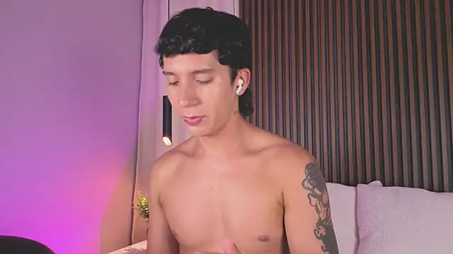 Chat +18 de JacoboSwam ao vivo