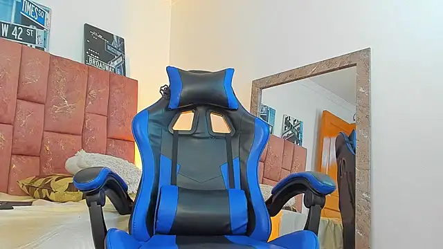 ALPHA_MASTER1 Chat XXX live
