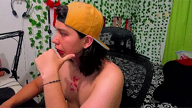 Andy_gray Live XXX-Chat