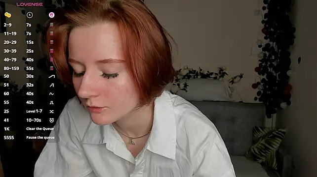Chat XXX en directo de LallyLally_