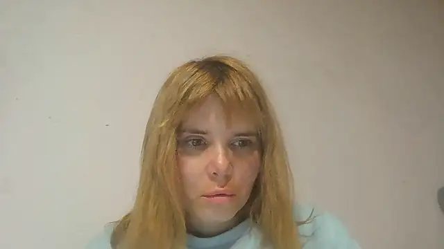 HornyElena – Naživo XXX chat
