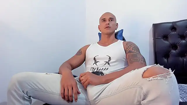 XXX chat uživo modela doublefun24