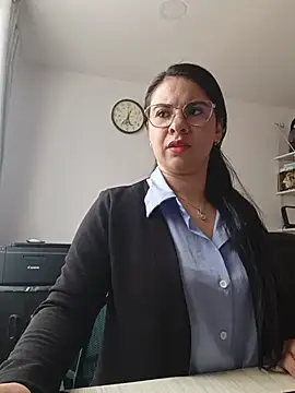 Онлайн чат XXX Paolitha25
