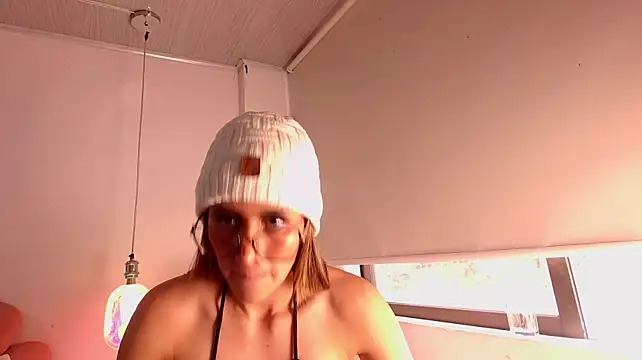 MiaVervet Chat XXX in diretta