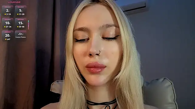 Des_ch's Live XXX Chat