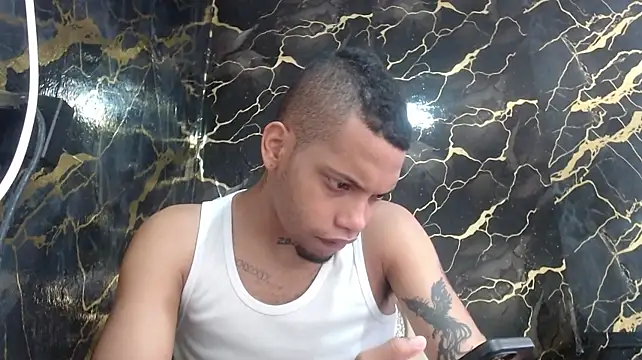 Czat XXX na żywo – drako_monster