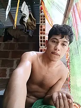 Chat +18 de Andres123cv ao vivo