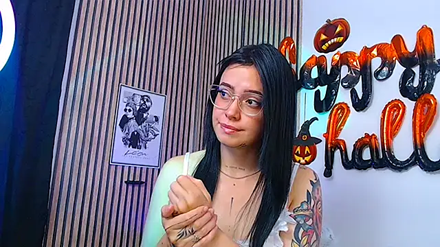 צ'אט XXX בשידור חי של Isa_Maiden1