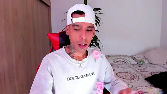 Damianwhite XXX чат на живо