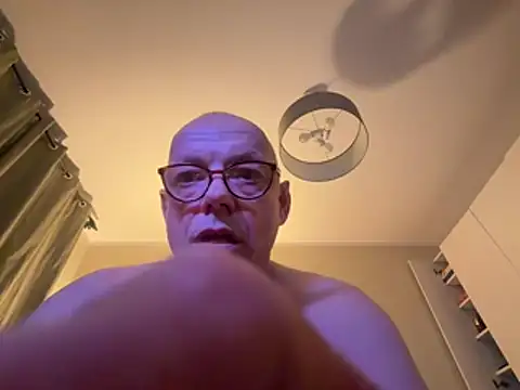 Jaropol XXX чат на живо