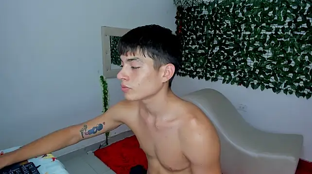 XXX chat uživo modela The_beby_guy