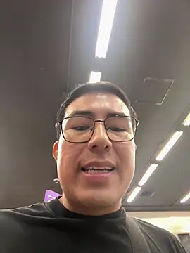 andrewmhilton_ Pertunjukan Webcam