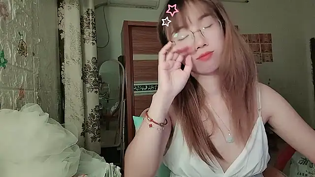 Lili_666 即時 XXX 聊天