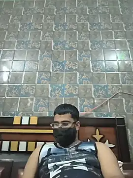 Mr_CurioX_369: απευθείας συνομιλία ΧΧΧ