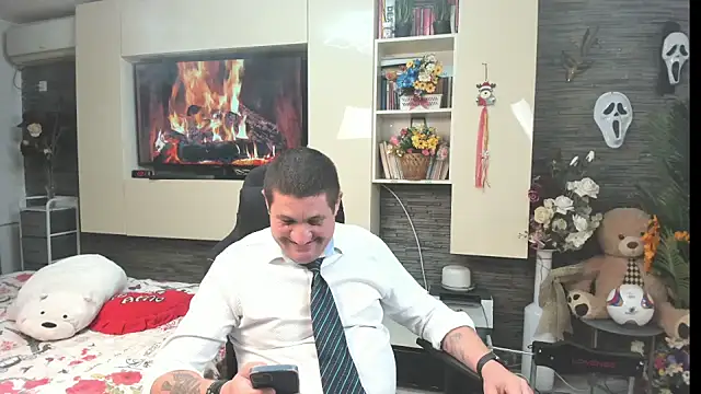 Chat +18 de SpartacusDaddy48 ao vivo