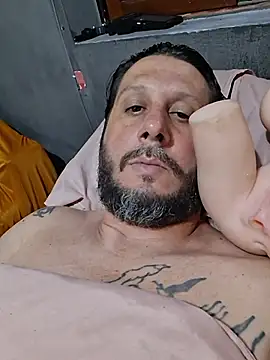 Chat +18 de COROADOTADOCASADO ao vivo