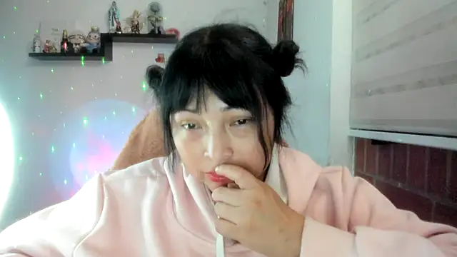 Živý XXX chat Shaddycute_