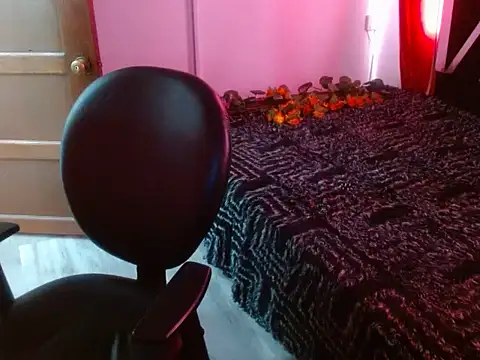 Emma_kitty1のライブXXXチャット