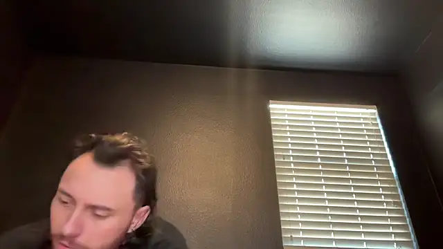 hungandcloudy's Live XXX Chat