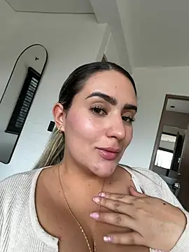 Miilana_'s Live XXX Chat