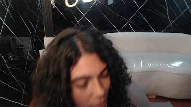 Miistik_のライブXXXチャット