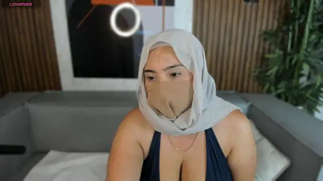 ZaynaSecret – Naživo XXX chat
