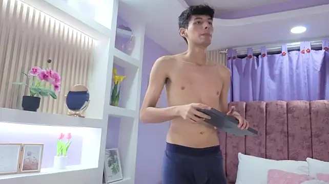 แชท XXX สดของ Ethan_Kay