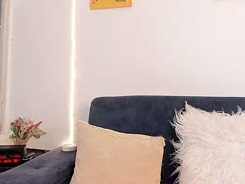 AriaRowenn Chat XXX in diretta