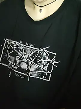 XXX chat uživo modela Aashikalaa