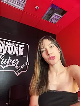 IAmNobodyXXX's Live XXX Chat