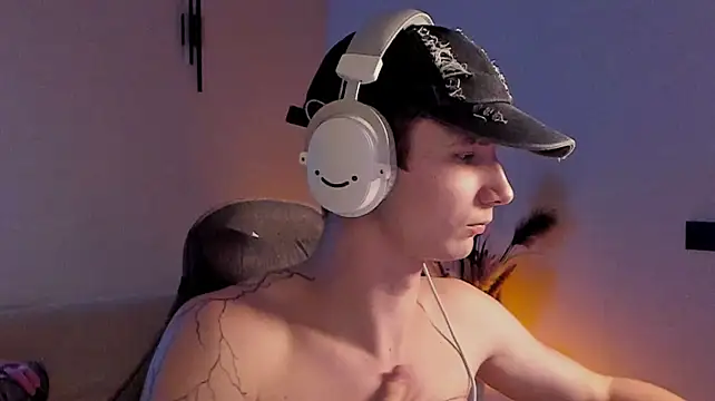 lle0n – Naživo XXX chat