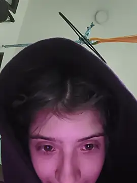 KratosAfroditacs' Live XXX Chat