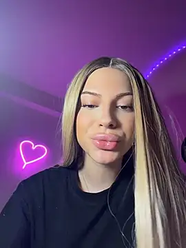 DollyRuby Chat XXX live