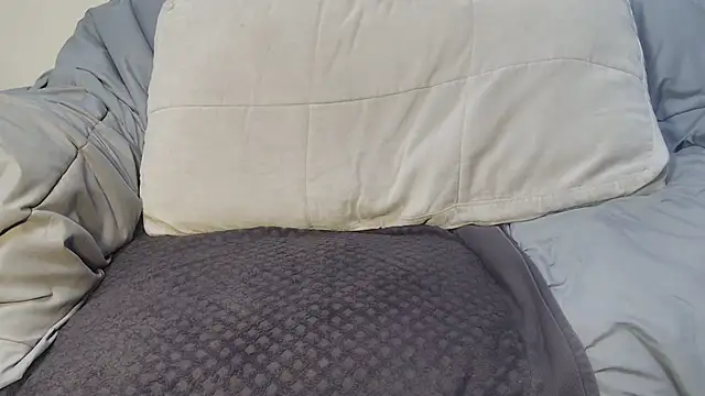 Chat +18 de cloudychub91 ao vivo