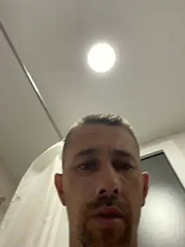 Онлайн чат XXX Bigcarlosc