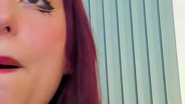 Živý XXX chat miahills__