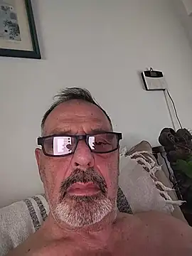 Dadotado70n Live XXX chat
