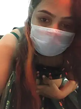 honeymodu Adlı Modelin Canlı XXX Sohbeti