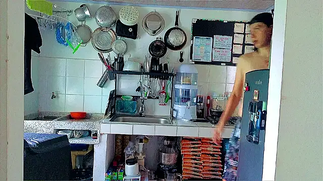 Andy_gray Adlı Modelin Canlı XXX Sohbeti
