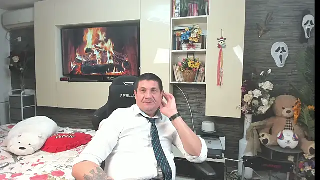 Онлайн чат XXX SpartacusDaddy48