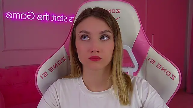 StacyEvances Chat XXX in diretta