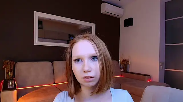 FoxyMira's Live XXX Chat