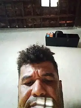Chat +18 de tarra122 ao vivo