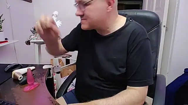 scaredman78 live XXX chat