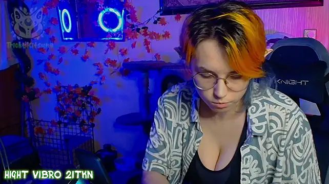 TrickyKitsune's Live XXX Chat