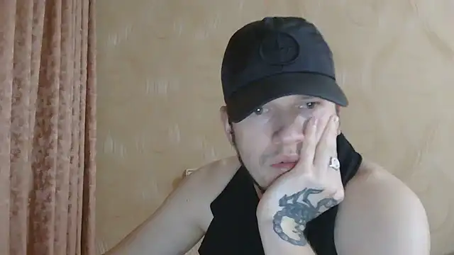 Онлайн чат XXX frama666