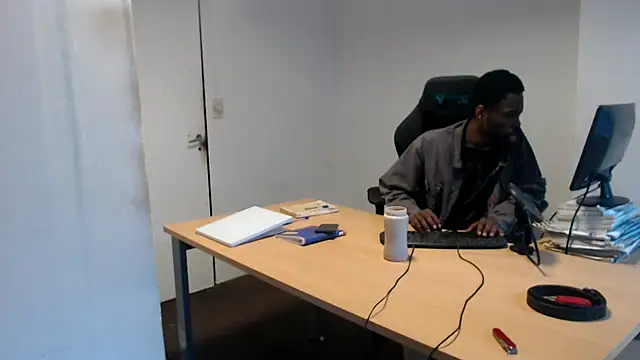 Mastertopdome's Live XXX Chat