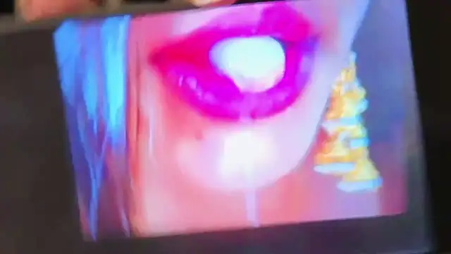 Chat XXX en directo de WOw_Nisha-