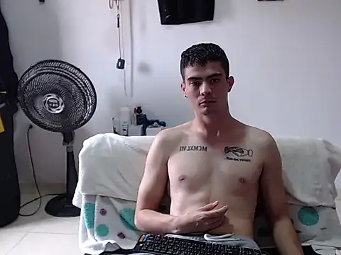 Zac_Efront Live XXX-Chat