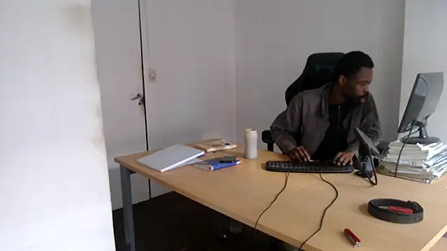 XXX chat uživo modela Mastertopdome